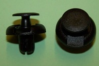 Wing Push-type Retainer, Black.  Honda