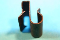 Edge cable/pipe clip for 4.8mm diameter pipe and 1.8 - 2.8mm panel thickness.  General application.