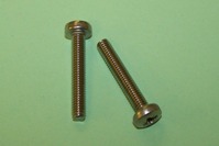 M4 x 25mm screw: posidriv, pan-head in stainless steel.  General application.