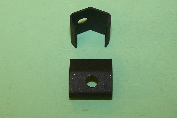 Moulding Clip for a 11.3mm moulding gap.Vauxhall Velox/ Victor VX4/90.
