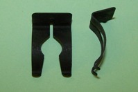 Choke cable to switch panel clip. Classic Mini 1987-92.