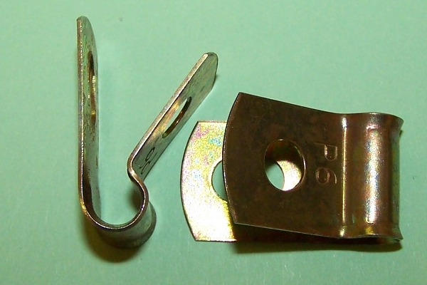 P'-Clip in zinc plated steel, 6.3mm x 6.0mm hole dia. General application.