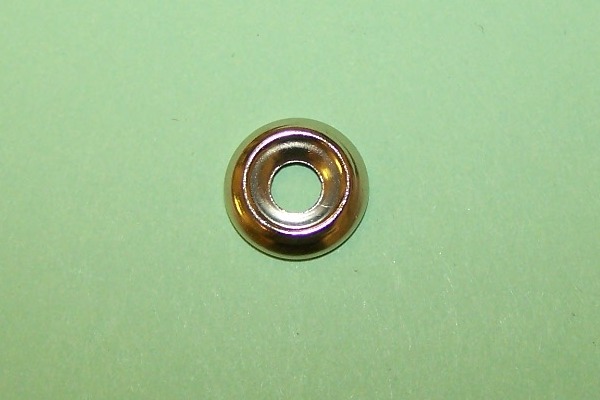 No6 cup washer (flanged), rolled, in stainless steel. General Application.