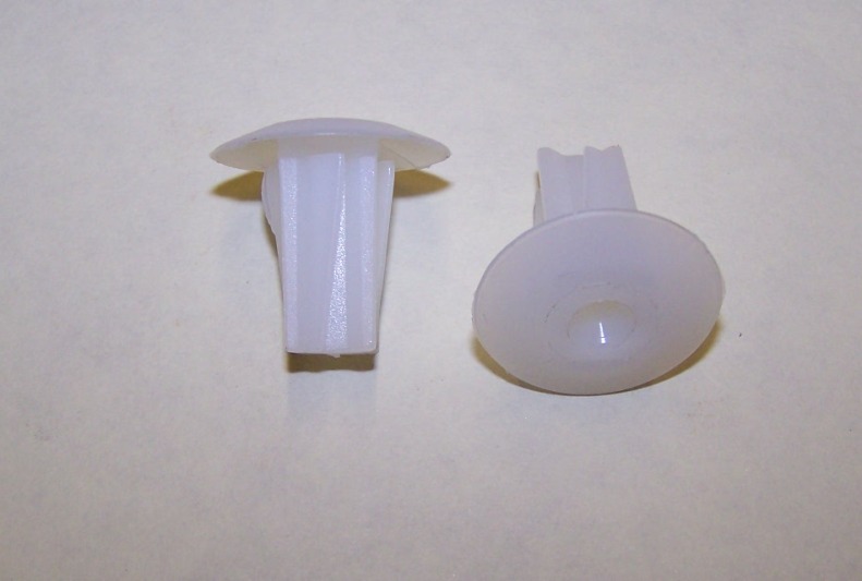 Nylon snap-in nut for 10.0mm square hole and used with No.8 self-tapping screw. Ford rear number plate and general application